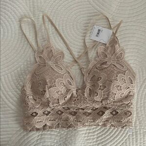 Anemone Lace Bralette in Tan/Beige